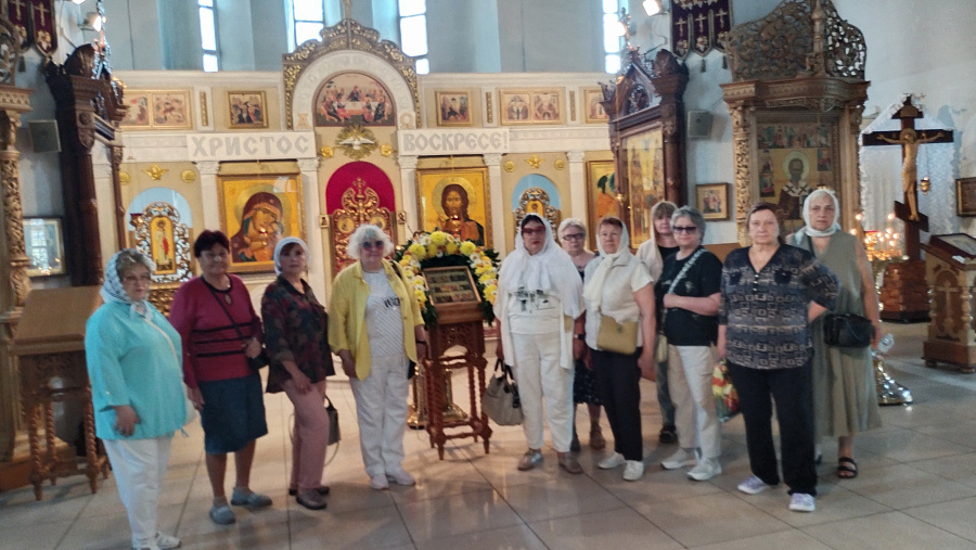 Участники «Активного долголетия» на Пантелеимоновском приходе города Жуковского в июле